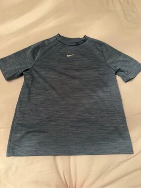 Large boys Nike blue short sleeve dry fit shirt